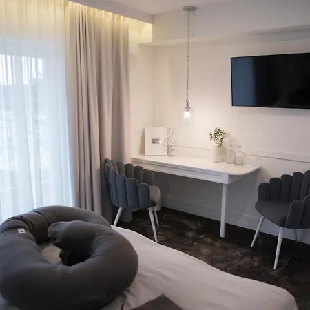 Maly Sopot Boutique 아파트호텔 4*